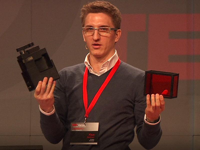سخنرانی تد : کوچکترین چاپگر سه بعدی در جهان
