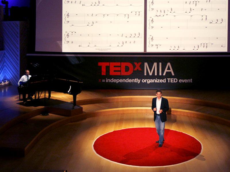 سخنرانی تد : ریاضیات زیبای پشت زشت‌ترین موسیقی دنیا